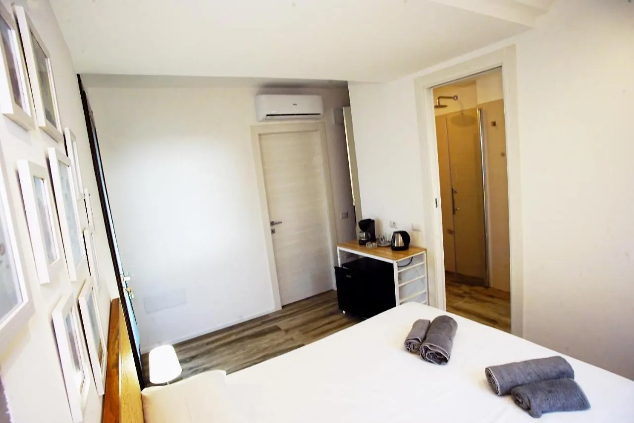 Bagus Room Su Forti Włochy